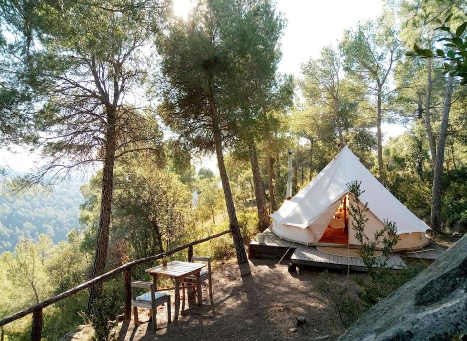 Forest Days Navés 外观 照片